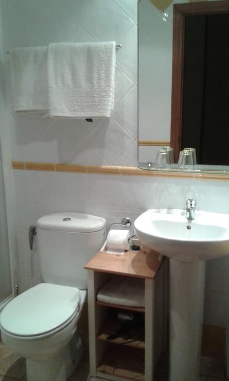 B&B Ra Tenaja Castillazuelo Rum bild
